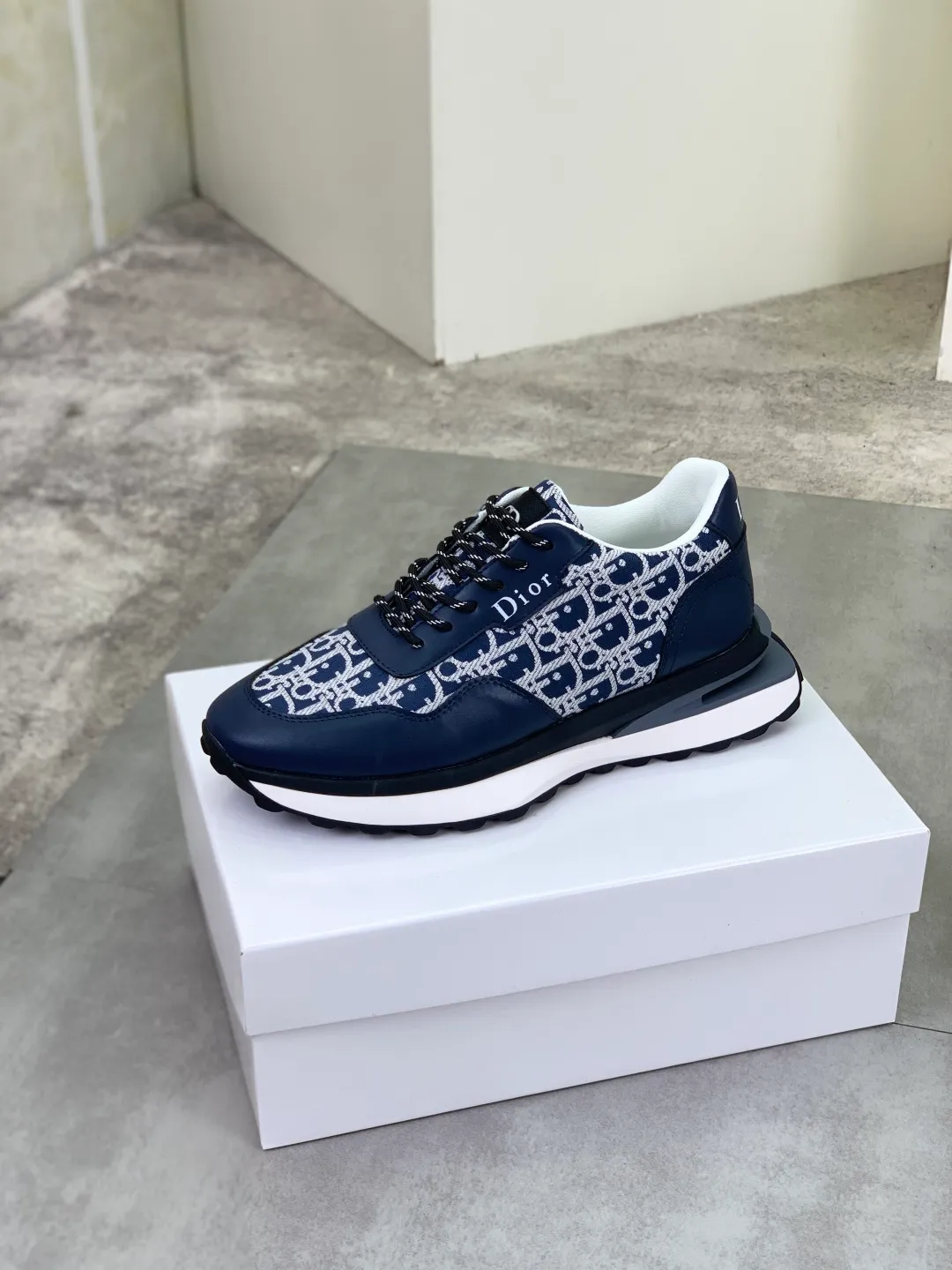 Men's Men's Shoes💰P440💰[New Style]🆘[Dior] 2025 Dior Original Lace-up Low-top Men's Shoes Classic casual shoes 🔥This model is the official classic model, with high quality and made by famous original designers. It is made of high-quality cowhide with original materials➕Comfortable and breathable mesh lining➕Pigskin insole. The perfect last shape and generous and fashionable design have attracted many consumers. Suitable for drivers to drive🚗. What you want is the highest quality in the market. Color: 3️⃣Color code number: 38--44 (45 customized)